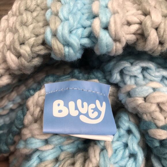 New Disney Bluey Knit Beanie & Mittens Set Toddler 2T-5T Boy Girl Pom Pom Blue - Picture 7 of 8